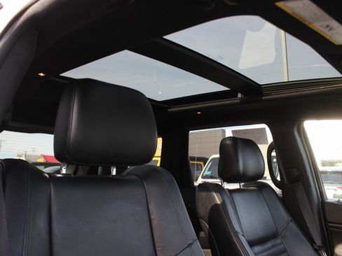 Used 2018 Jeep Grand Cherokee Limited image 34