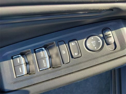 New 2025 Honda Accord SE image 19