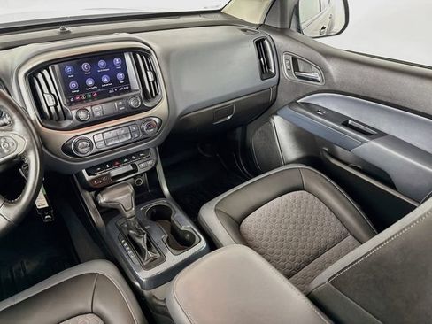 Used 2019 Chevrolet Colorado Z71 AWD/4WD image 23
