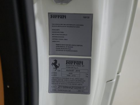 Used 2015 Ferrari 458 Spider RWD image 52