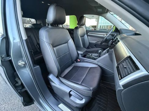 Used 2023 Volkswagen Atlas SE AWD/4WD image 8