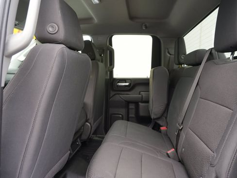 Used 2024 GMC Sierra 3500 Pro AWD/4WD image 18