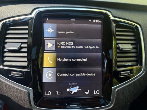 Used 2016 Volvo XC90 T6 Momentum w/ Momentum Plus Package AWD/4WD image 21