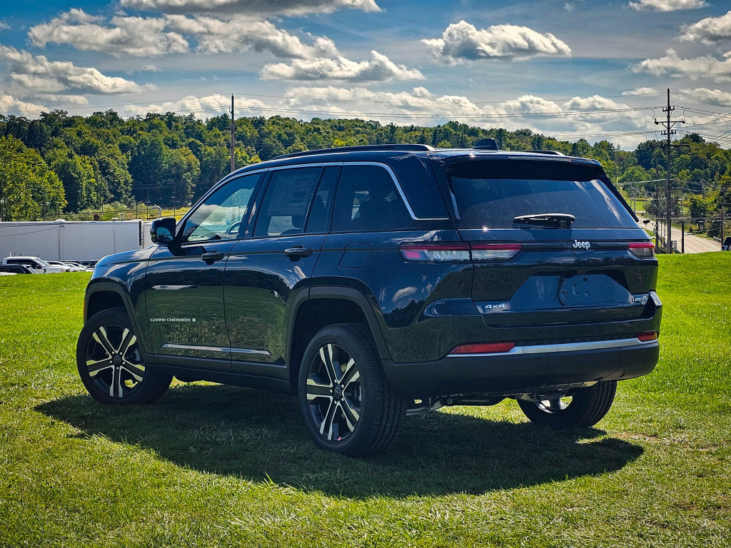 New 2027 Jeep Grand Cherokee Limited AWD/4WD image 5
