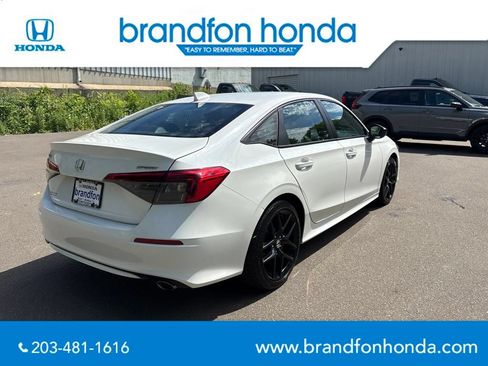 Used 2024 Honda Civic Sport image 6