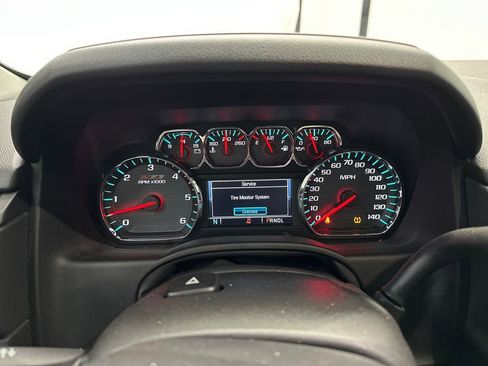 Used 2018 Chevrolet Tahoe LT AWD/4WD image 32