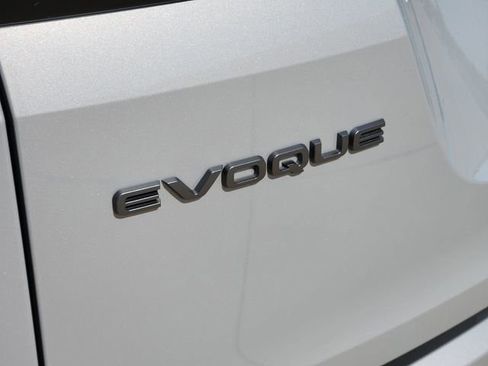 Used 2024 Land Rover Range Rover Evoque S image 13
