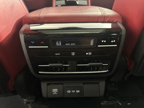 Used 2026 Acura MDX A-Spec AWD/4WD image 31