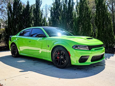 Used 2023 Dodge Charger SRT Hellcat w/ Harman/Kardon Audio Group image 11