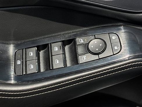 Used 2024 Nissan Rogue SV FWD image 13