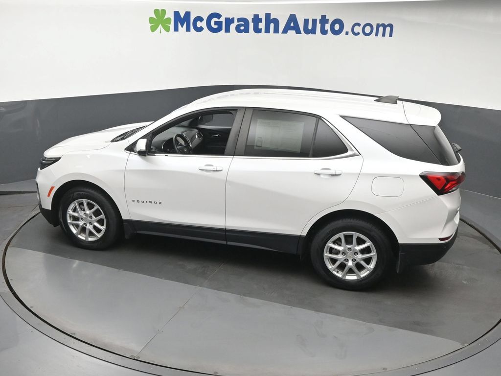 Used 2024 Chevrolet Equinox LT AWD/4WD image 24