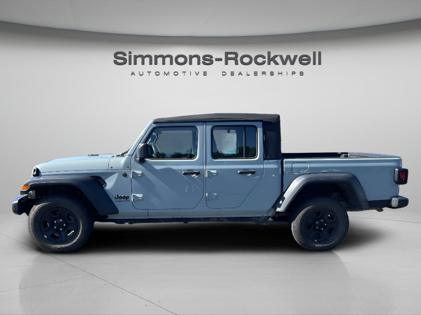 Used 2023 Jeep Gladiator Sport w/ Trailer Tow Package AWD/4WD image 2