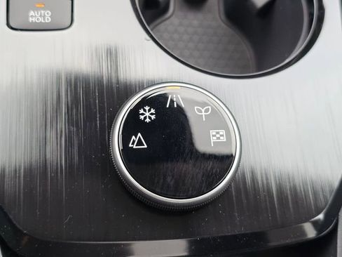 New 2026 Nissan Rogue SV image 27