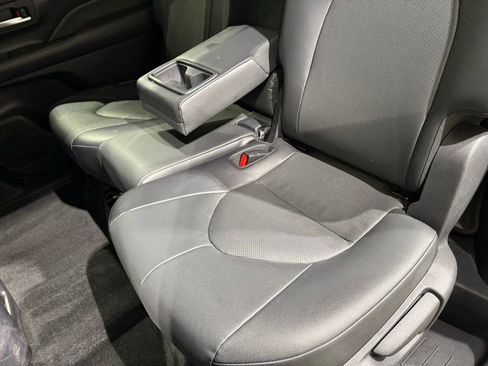 Certified 2024 Toyota Grand Highlander AWD image 19