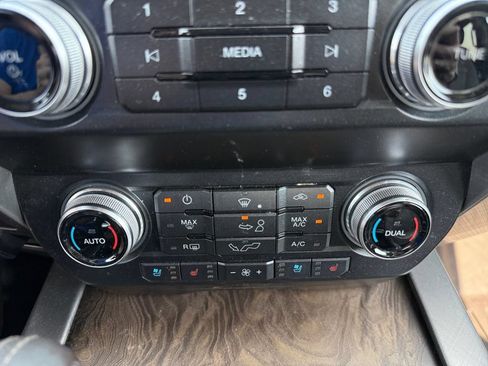 Used 2019 Ford F150 Limited w/ Trailer Tow Package AWD/4WD image 26