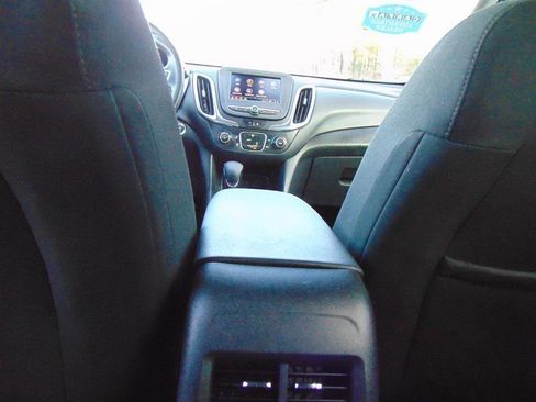 Used 2022 Chevrolet Equinox LT AWD/4WD image 23