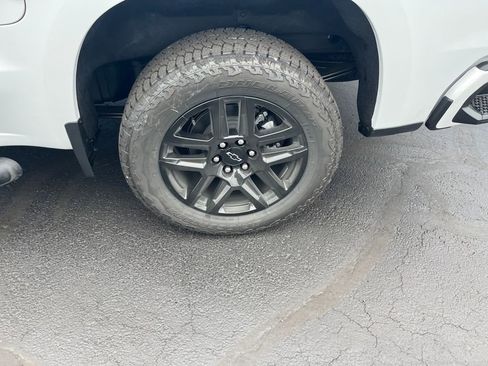 New 2026 Chevrolet Silverado 1500 Custom w/ Turbomax Blackout Package image 30