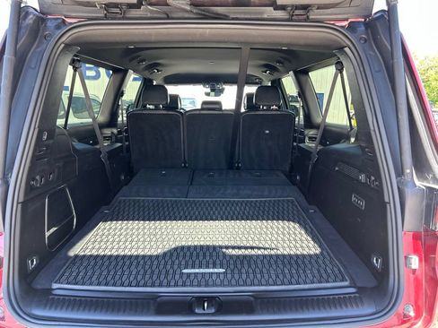 Used 2024 Jeep Wagoneer L Series II w/ Flexible Seating Group AWD/4WD image 42