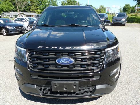 Used 2017 Ford Explorer Sport AWD/4WD image 2