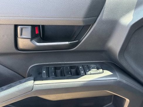 Used 2026 Toyota Tacoma SR5 w/ SR5 Upgrade Package AWD/4WD image 26