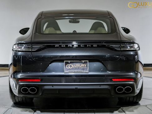 Used 2023 Porsche Panamera 4 Platinum Edition image 11