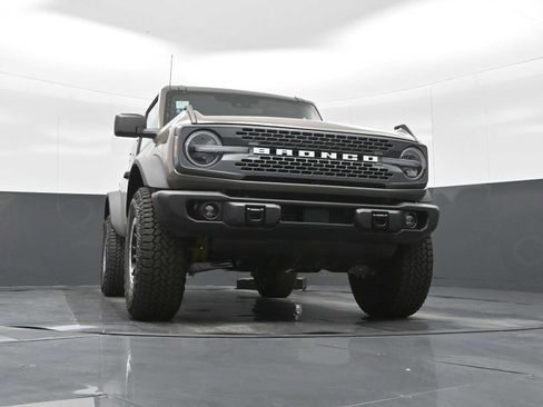 New 2025 Ford Bronco Badlands w/ Sasquatch Package image 19