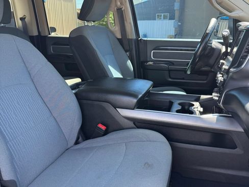 Used 2019 RAM 3500 Big Horn AWD/4WD image 14