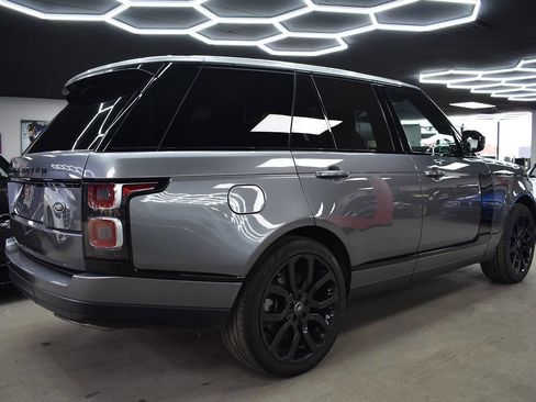 Used 2020 Land Rover Range Rover HSE image 7