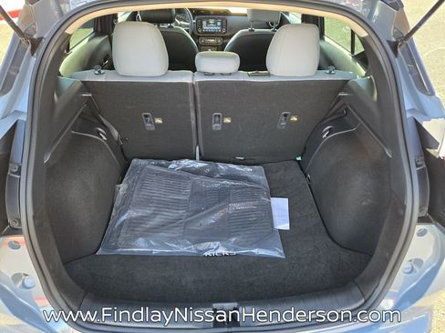 Used 2023 Nissan Kicks SR w/ SR Premium Package FWD image 14