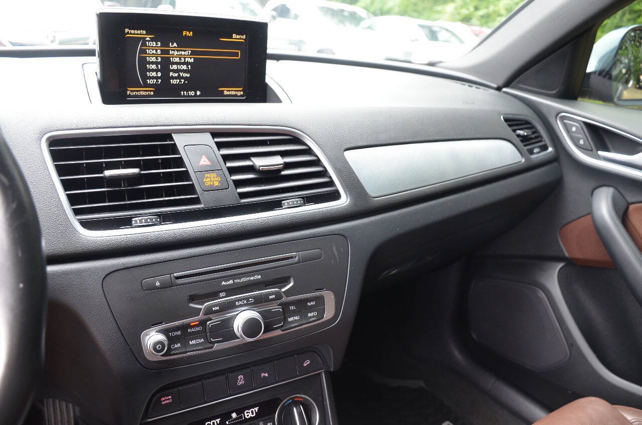 Used 2018 Audi Q3 2.0T Premium w/ Convenience Package FWD image 17