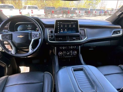 Used 2024 Chevrolet Tahoe Premier AWD/4WD image 21