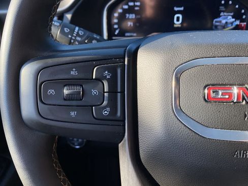 Used 2024 GMC Sierra 2500 AT4 w/ AT4 Premium Plus Package AWD/4WD image 20
