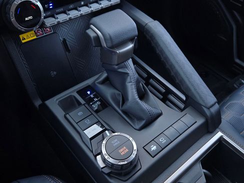 Certified 2026 Toyota 4Runner 4WD image 18