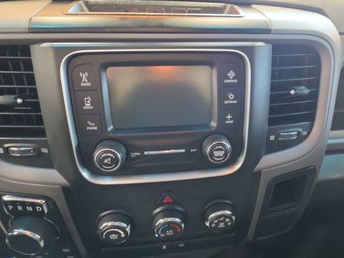 Used 2019 RAM 1500 Express w/ Express Value Package AWD/4WD image 21