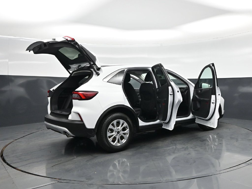 Certified 2023 Ford Escape Active FWD image 6