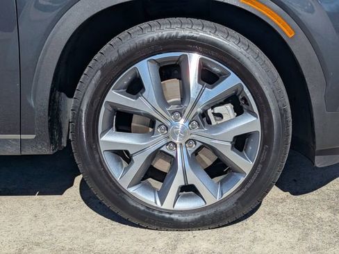 Used 2020 Hyundai Palisade SEL image 11