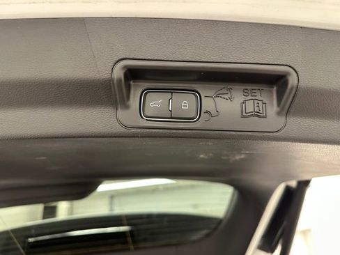 Certified 2025 Ford Explorer ST image 17