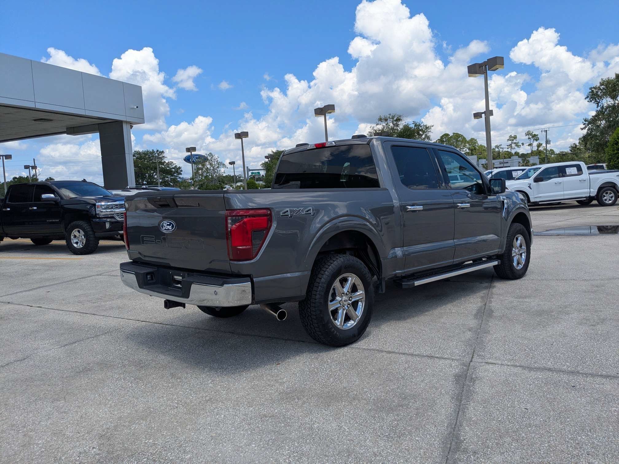 Certified 2025 Ford F150 XLT w/ Equipment Group 301A Standard AWD/4WD image 4
