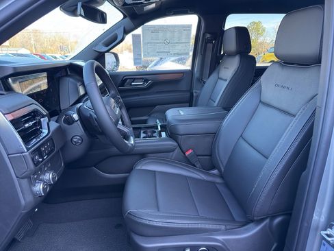 New 2026 GMC Yukon XL Denali image 10