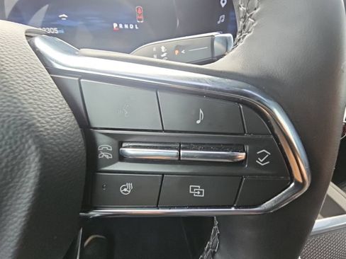 Used 2026 Chevrolet Equinox LT FWD image 29