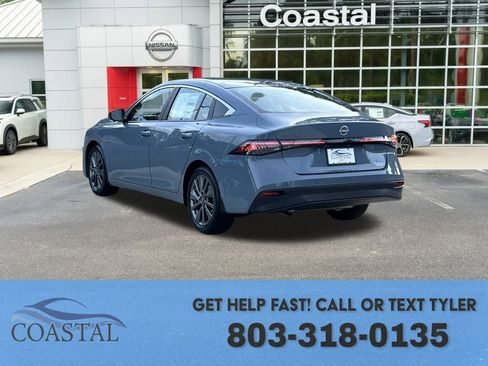 New 2026 Nissan Sentra SL w/ Floor Mat Package FWD image 17