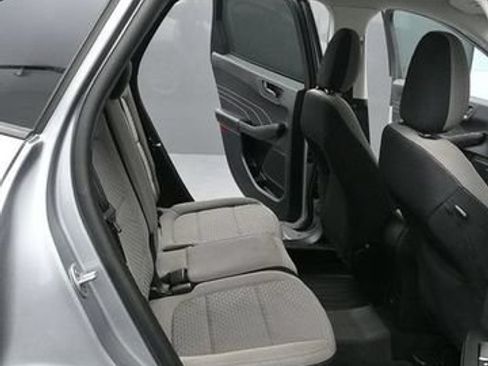 Used 2022 Ford Escape SE FWD image 15