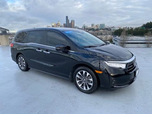 Used 2024 Honda Odyssey EX-L image 1