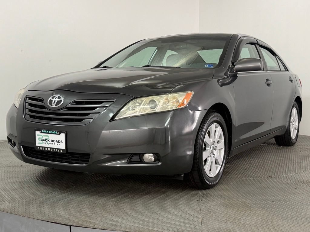 Used 2009 Toyota Camry SE FWD image 3