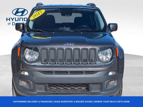 Used 2017 Jeep Renegade Latitude w/ Safety & Security Group image 2