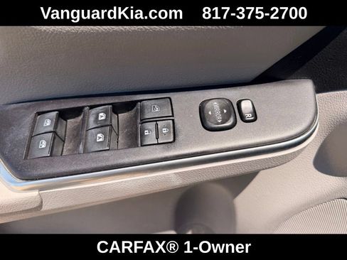 Used 2016 Toyota Camry SE FWD image 18