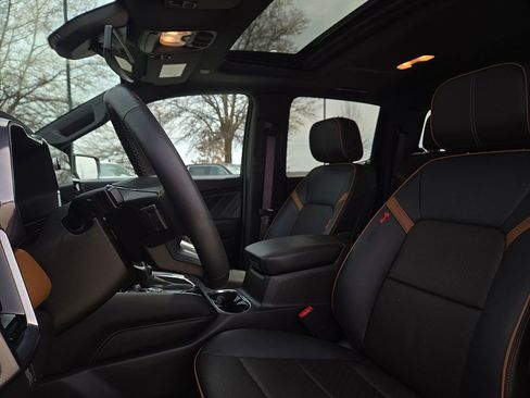 Used 2024 GMC Canyon AT4 w/ AT4 Premium Package image 13