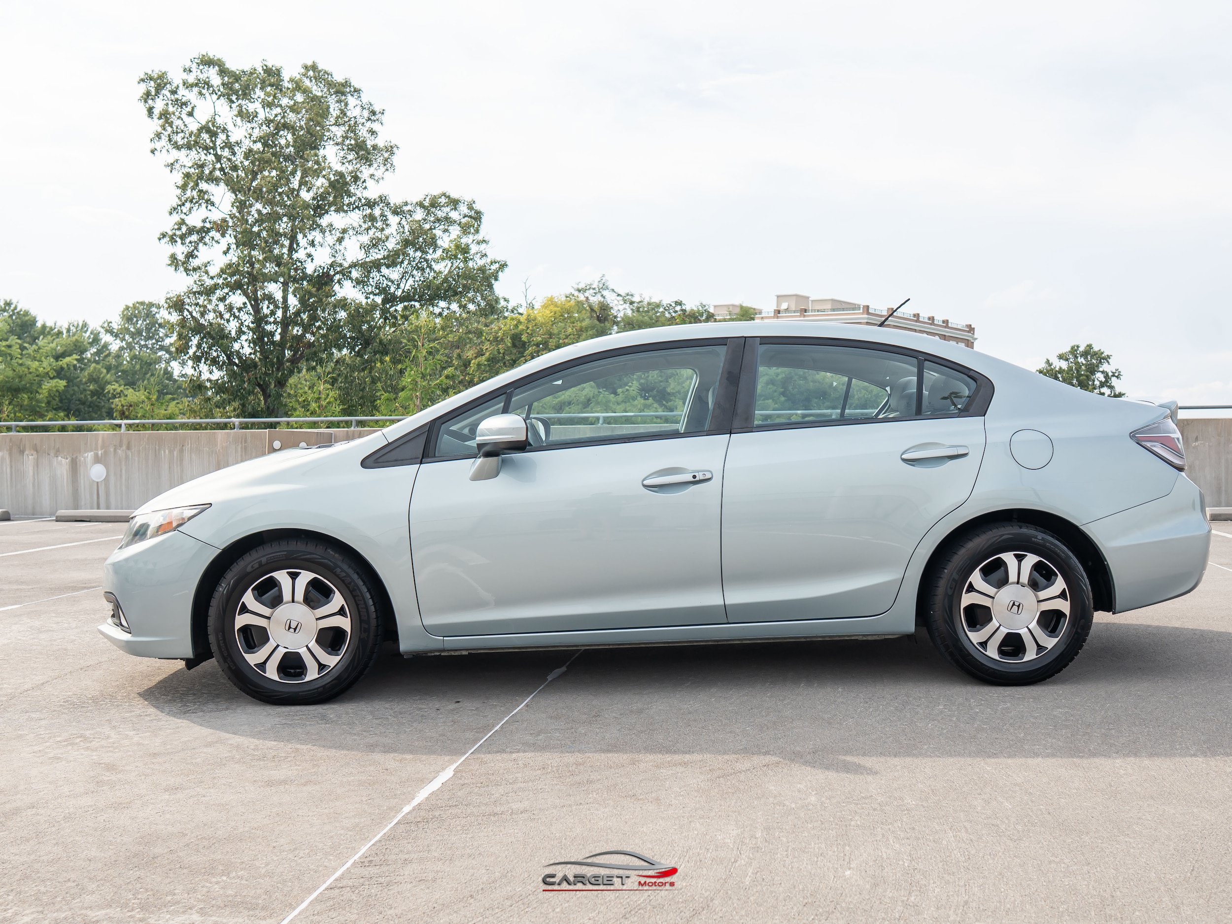 Used 2014 Honda Civic Hybrid Sedan image 4