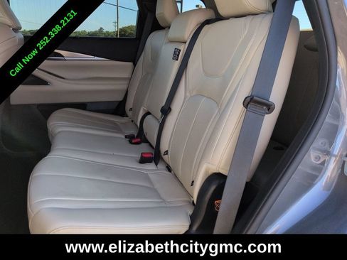 Used 2023 INFINITI QX60 Luxe w/ Performance Audio Package AWD/4WD image 16