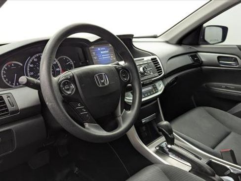 Used 2014 Honda Accord LX image 23